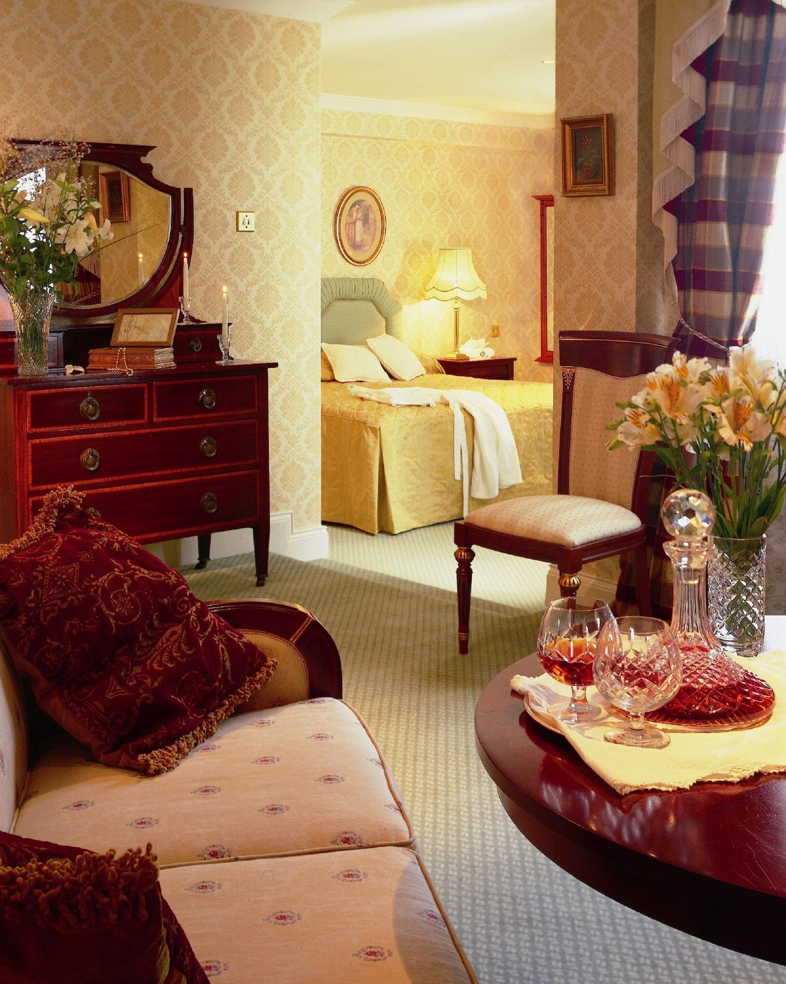 Killarney Royal Hotel Экстерьер фото