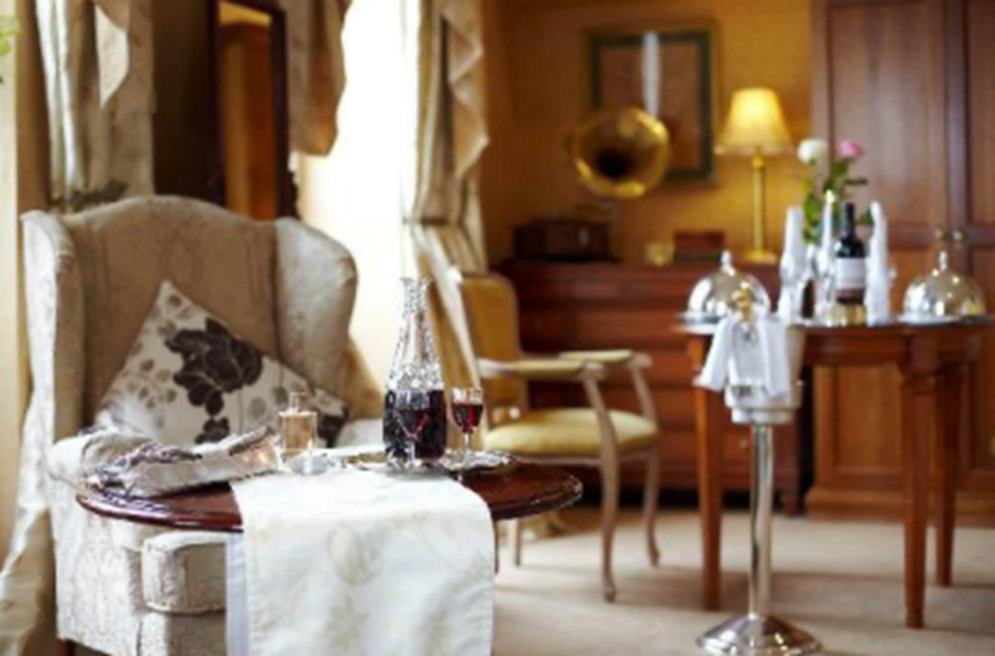 Killarney Royal Hotel Экстерьер фото