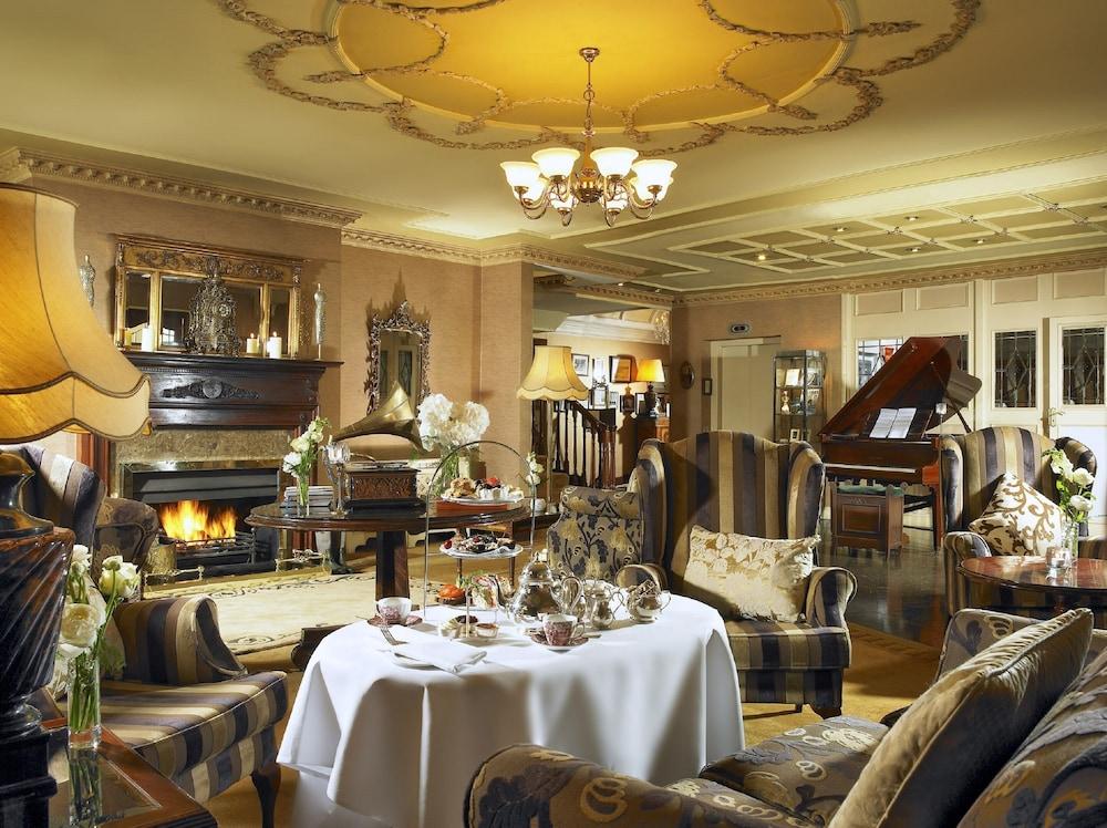 Killarney Royal Hotel Экстерьер фото